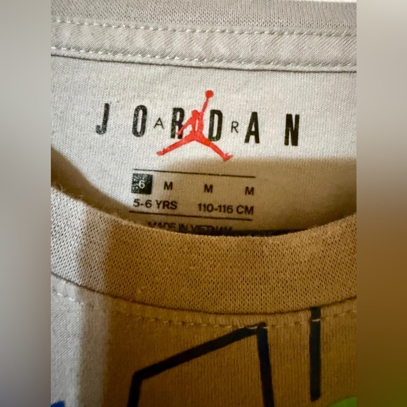 Jordan Kids Gray Tee with Blue and Green Accents - Picture 4 of 4